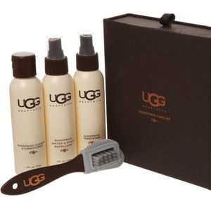 ✨UGG Sheepskin Care Kit (4 piece)